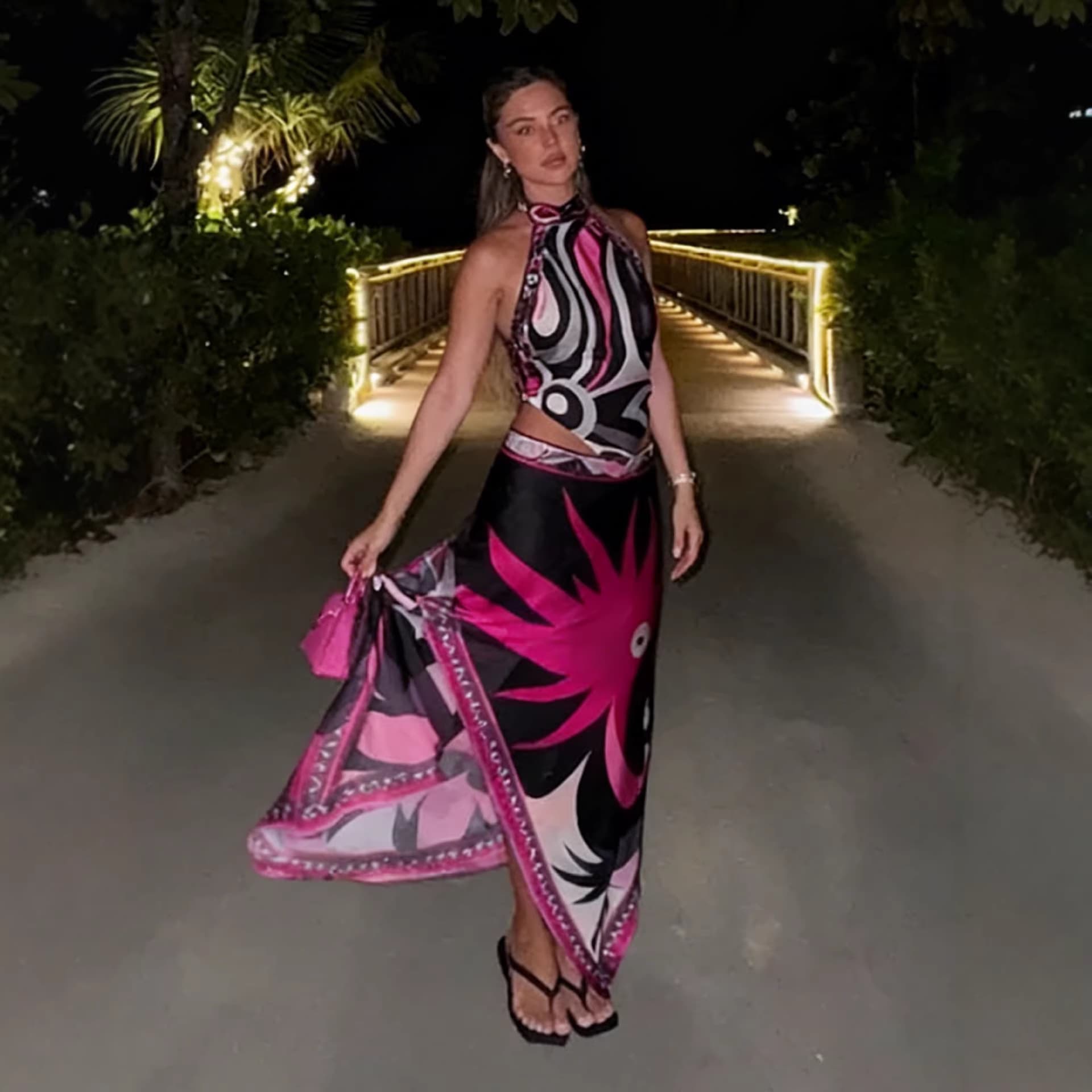Printed Halter-neck Contrasting-color Sleeveless Top And Skirt Set