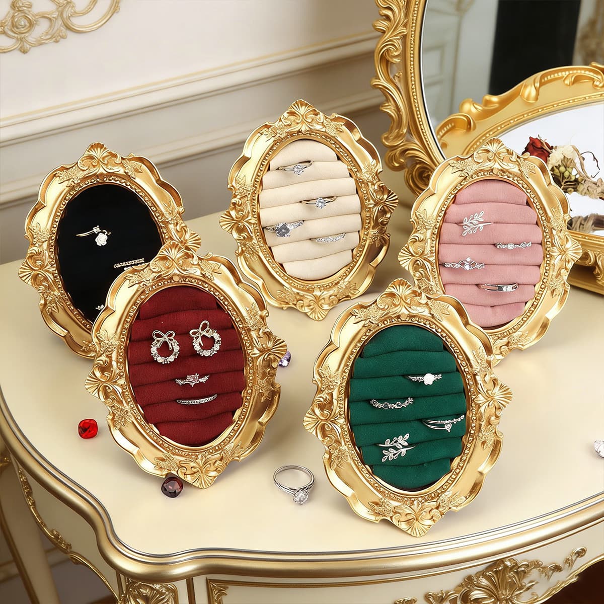 Retro-style Photo Frame Jewelry Display Stand