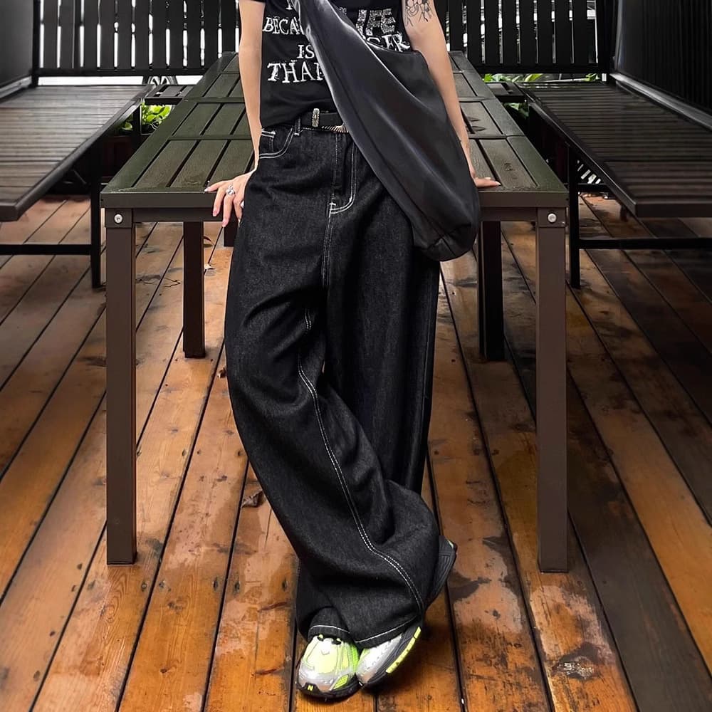 Womens American-style Embroidered Wide-leg Jeans