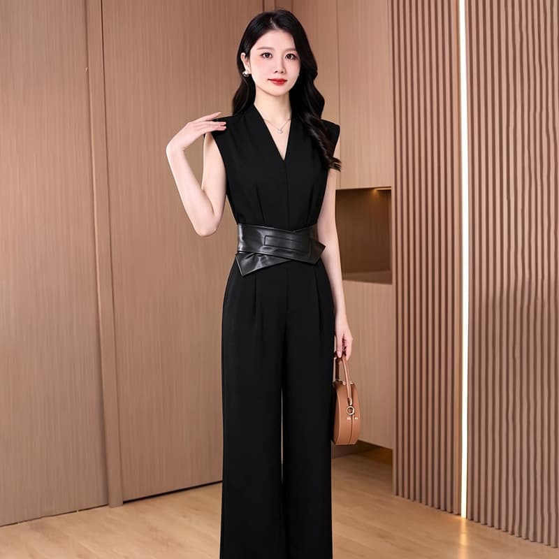 Black V-neck Sleeveless Summer New Jumpsuit