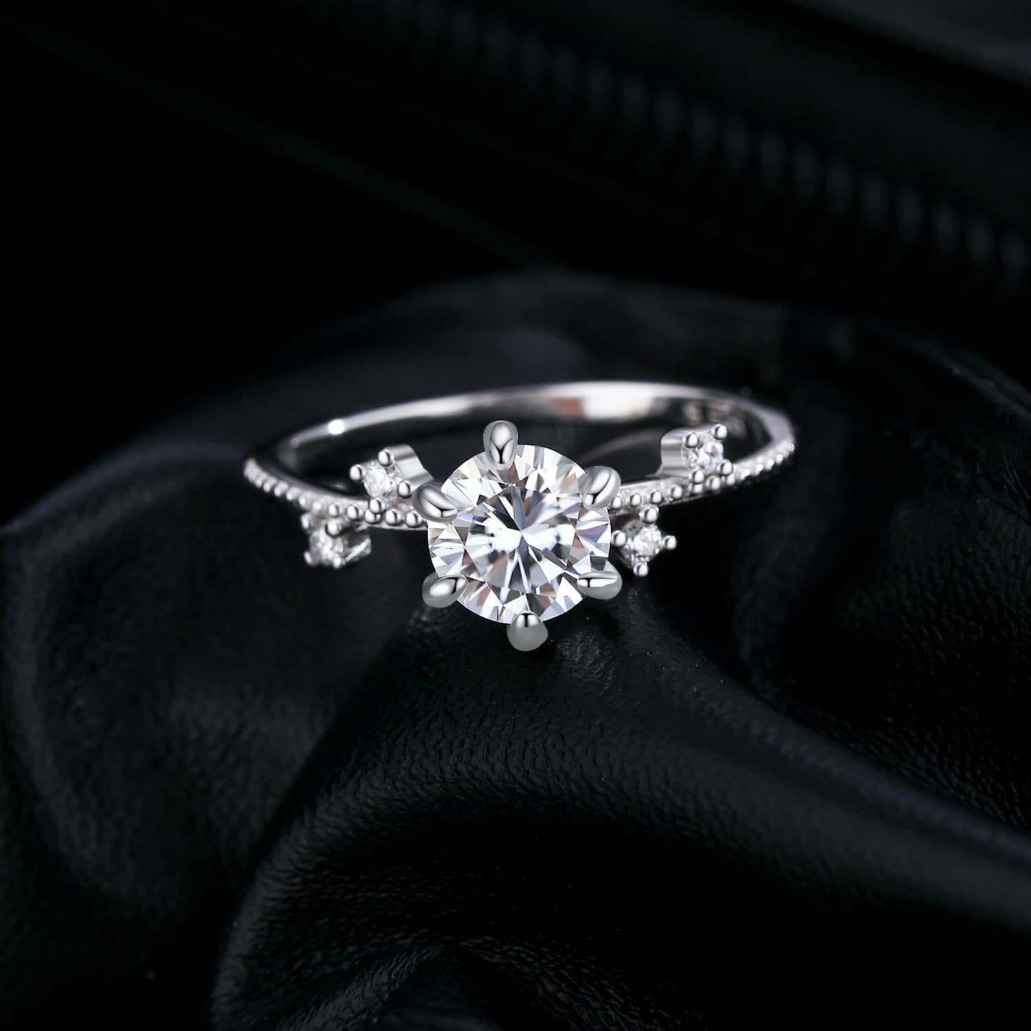 Mozanite Exquisite Floral Vine Ring For Women