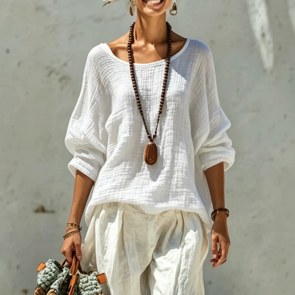 Womens Loose-fitting Solid-color Top With A Large Crew Neck T-shirt